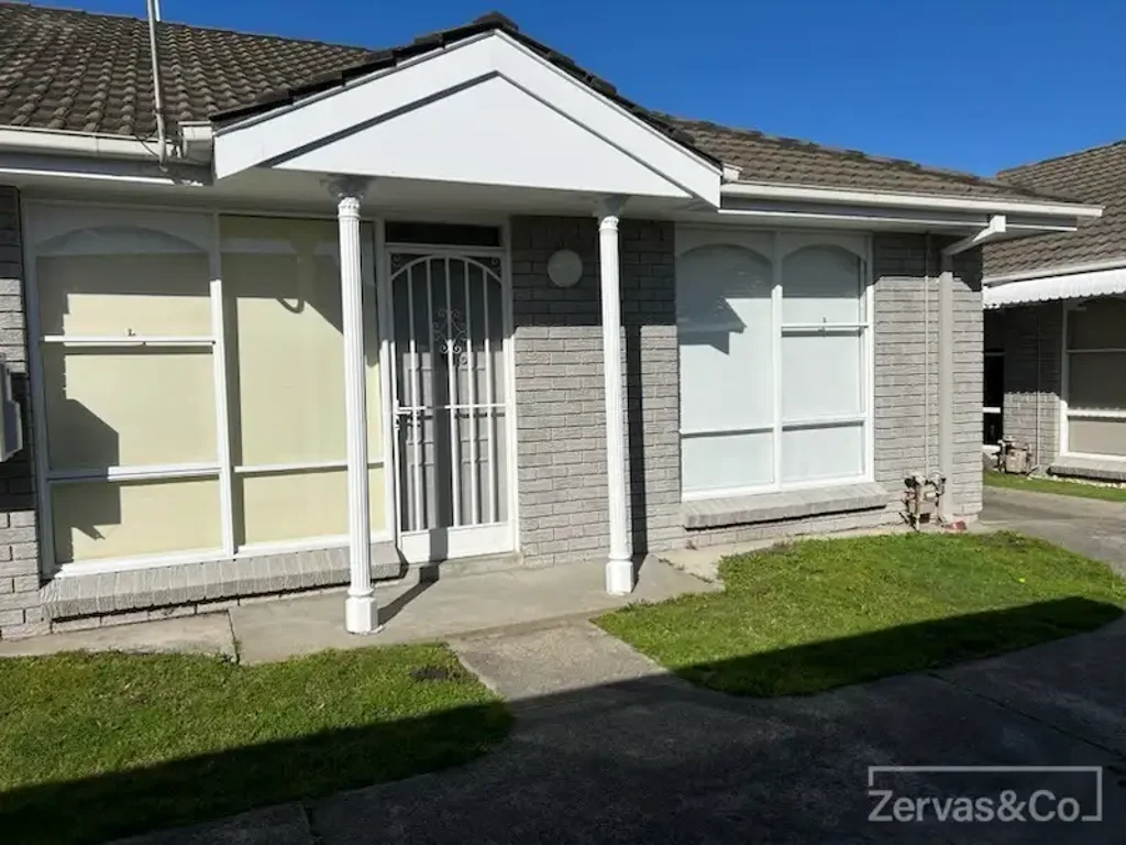 IMMACULATE QUALITY UNIT - QUIET LOCATION
