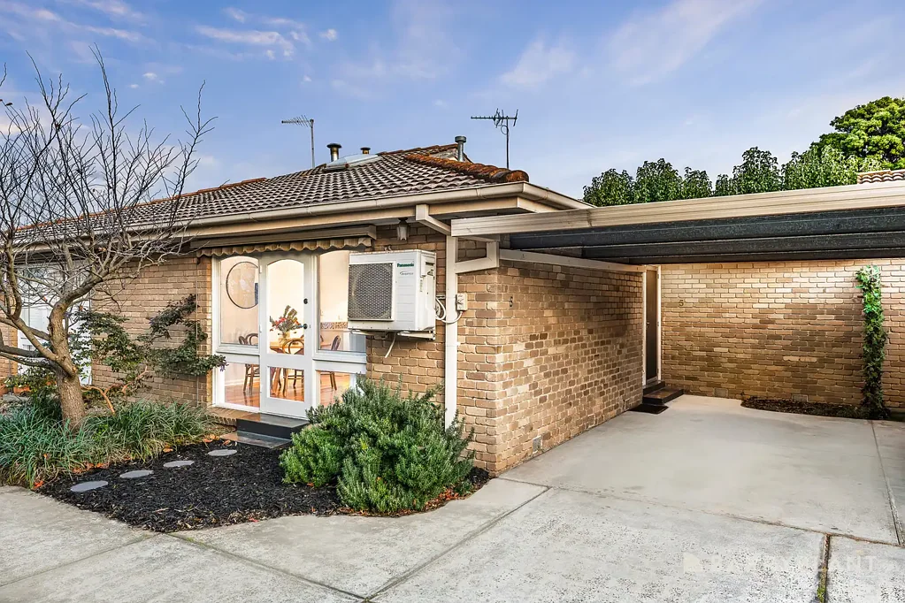 Sandringham 2 Slaapkamer Generous Two Bedroom Proportions in a Prized Sandringham Location