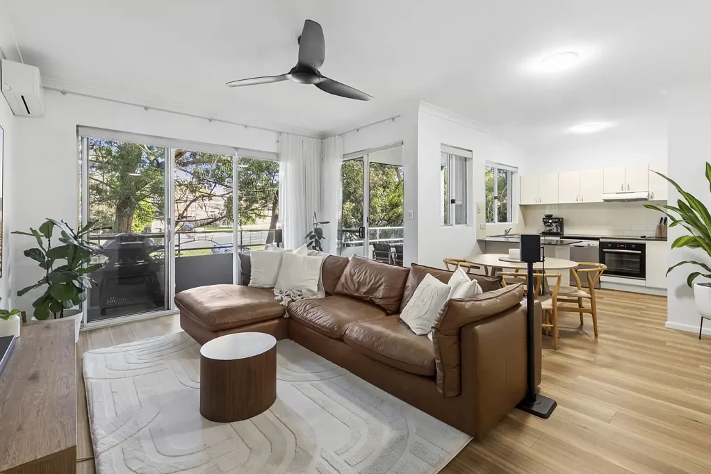 Caringbah 2 Slaapkamer Spacious, Stylish & Exceptionally Convenient