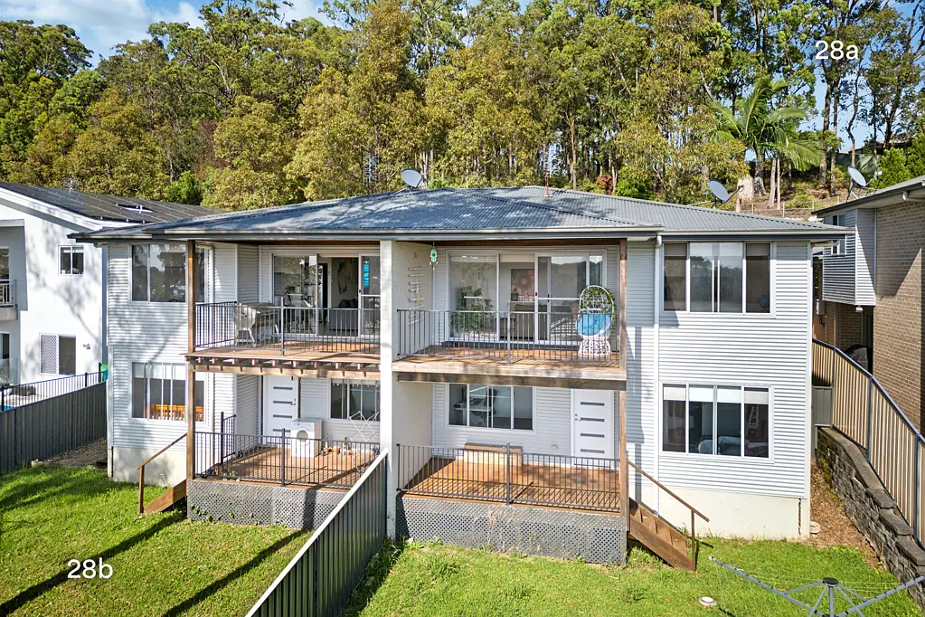 28a & 28b Karalee Street, Wadalba, NSW 2259
