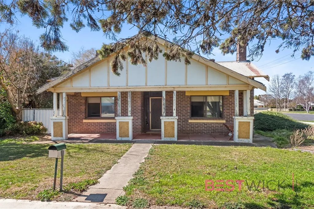 Blayney 3 Bedroom Character Home + Dual Occupancy Block