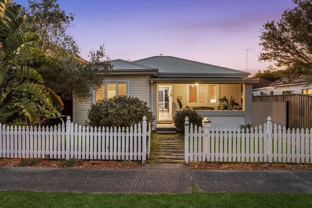 44 Caley Street, Chifley, NSW 2036