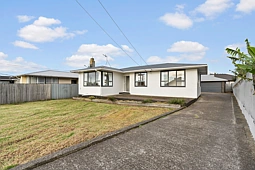 12 Wakelin Road, Mangere East