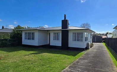 Pukekohe 4침실 Big Family Home with Development Potential