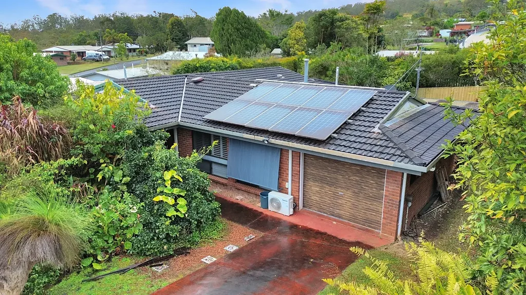 Atherton 3房  Hidden Away, With Plenty to Offer