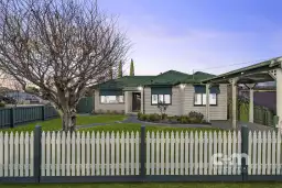 32 Lockley Street, Hadfield