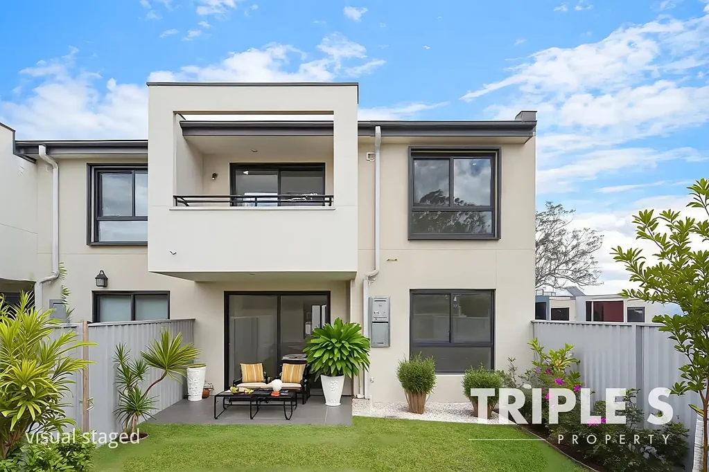 Norwest 4房  Brand New Luxury Townhouse in the Heart of Norwest! Torrens Titled with low community contribution