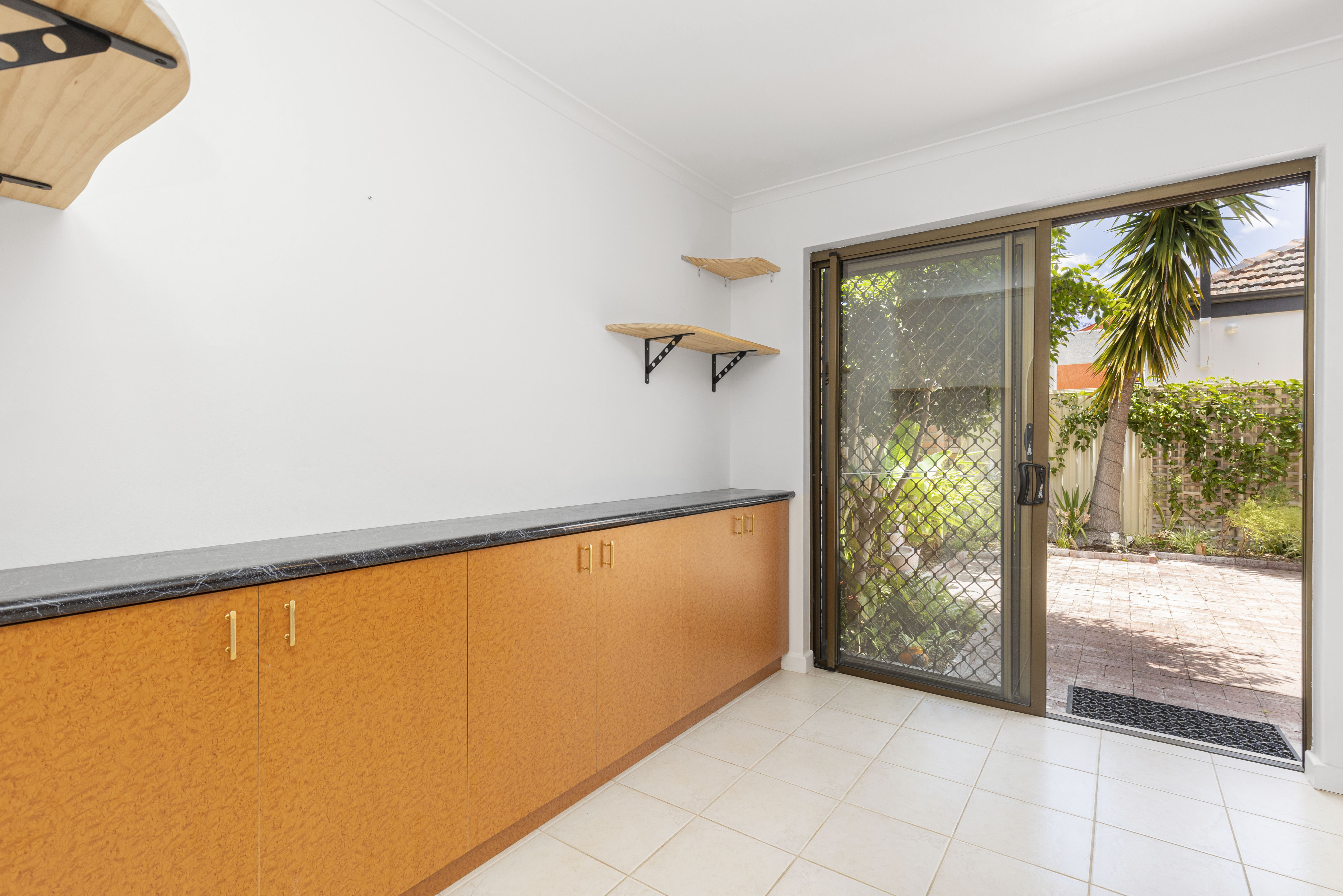 UNIT 4 30 TAIN ST, APPLECROSS WA 6153, 0房, 0浴, Townhouse