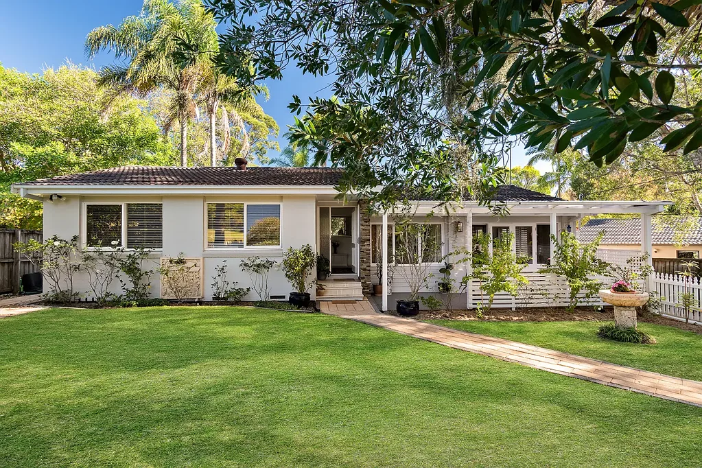 Belrose 3 Bedroom Elegance & Charm