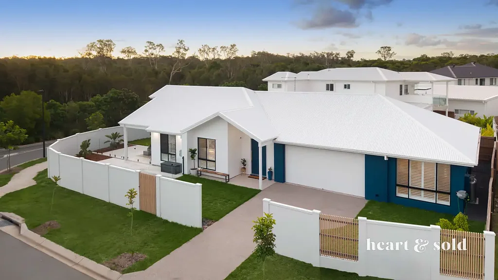 Mount Coolum 4房  Stunning near-new coastal residence