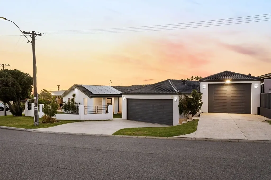 32 Hurley Way, Hillarys, WA 6025