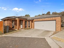 4 Macleay Court, West Wodonga