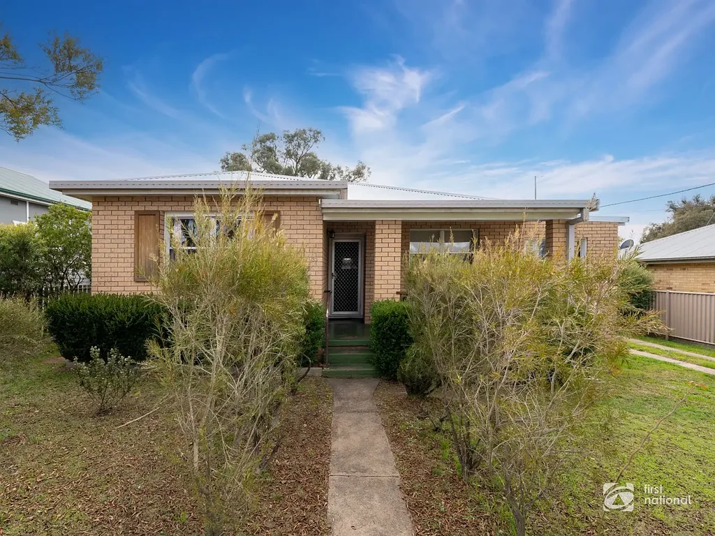 Armidale 4ਬੈੱਡਰੂਮ Investment Opportunity in Sought-After Central North Armidale