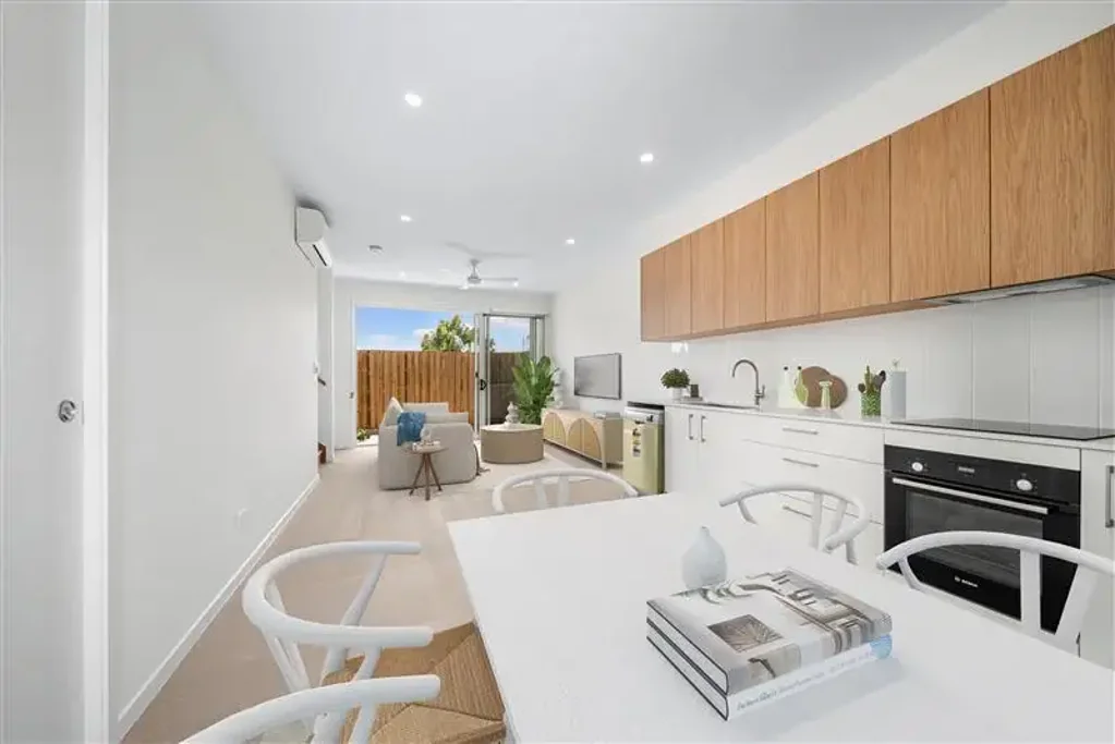 Maroochydore 3chambre NEW MODERN THREE BEDROOM TOWNHOUSE