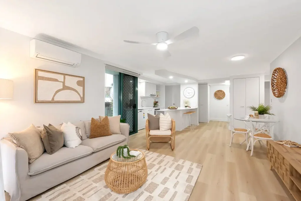 2/33 Australia Avenue, Broadbeach, QLD 4218