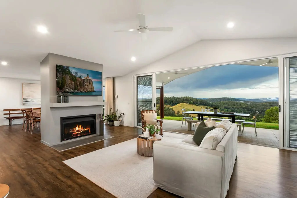 206 Moy Pocket Road, Brooloo, QLD 4570