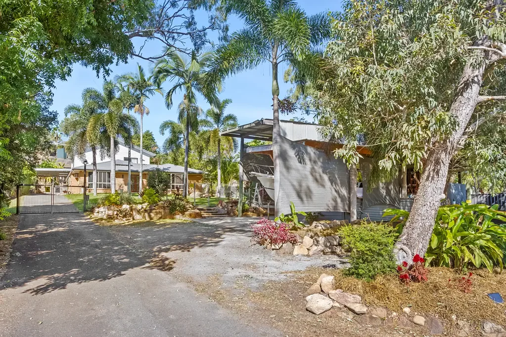 10 Samuel Crescent, Parkhurst, QLD 4702