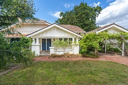 372 Station Street, Box Hill South