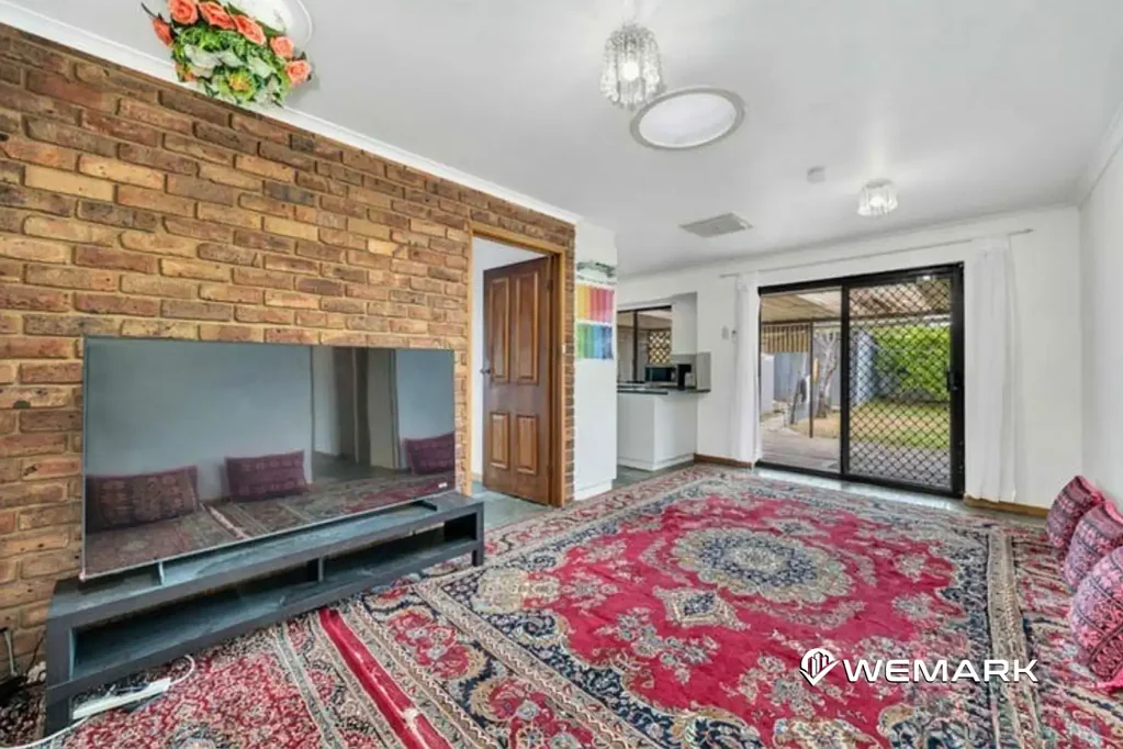 Spacious Family Living & Everyday Convenience in Parafield Gardens!