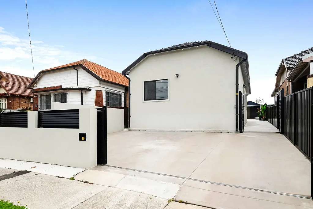 17 Quigg Street North, Lakemba, NSW 2195
