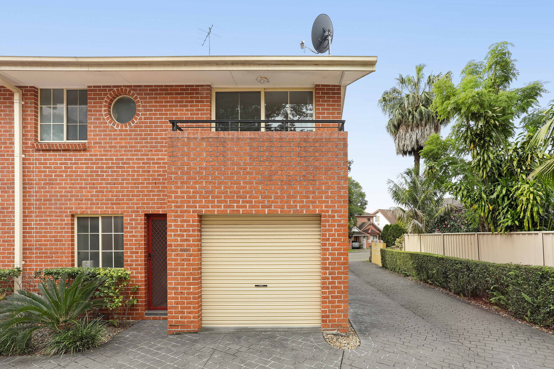 UNIT 1 3-7 FORE ST, CANTERBURY NSW 2193, 0部屋, 0バスルーム, Townhouse