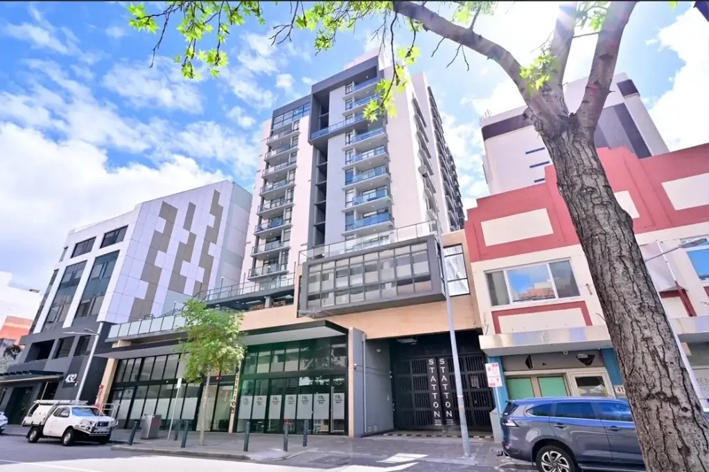 Prime location, City living in a secured building