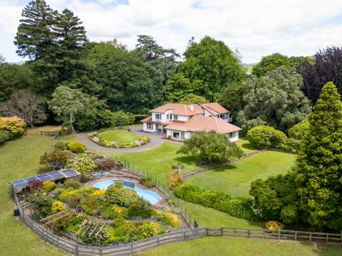 Karapiro 4房  Classic Countryside Retreat