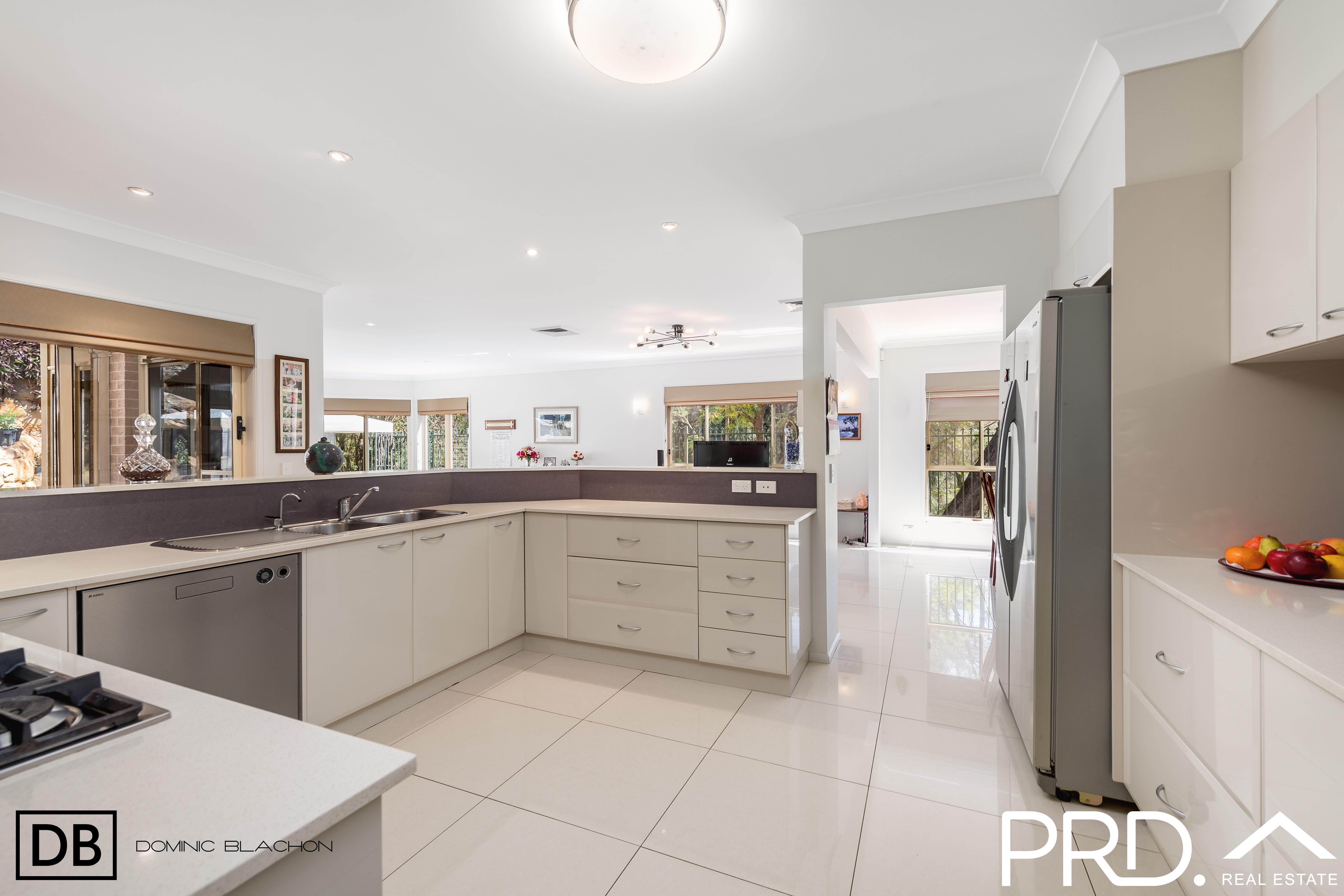 59 HENRY KENDALL AV, PADSTOW HEIGHTS NSW 2211, 0房, 0浴, House