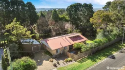 1 B MURRAY AVE, Armidale