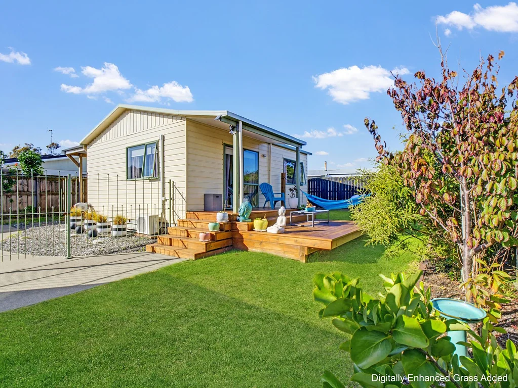 Paraparaumu Beach 2房  Coastal Convenience on Manly Street