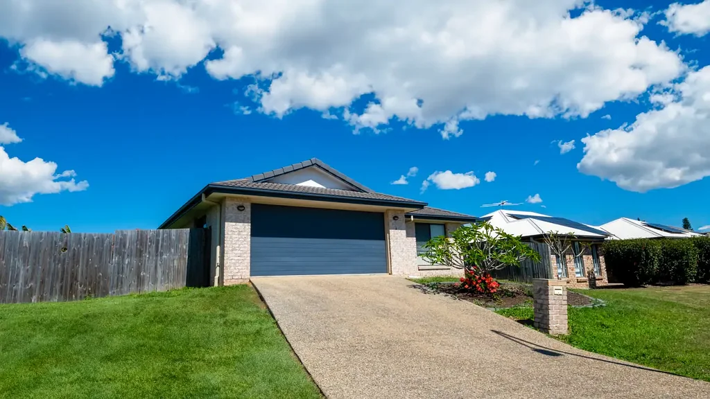 Family home In Ideal Location!