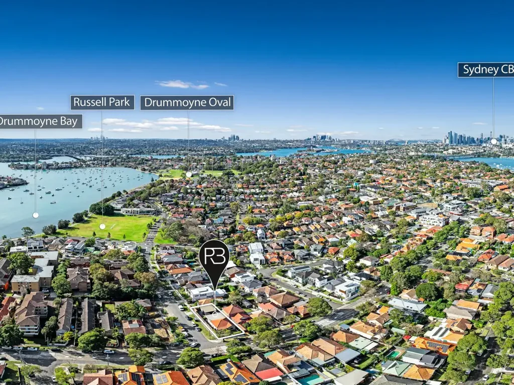 Russell Lea 3 Bedroom Impeccable double brick haven in tightly held bayside pocket