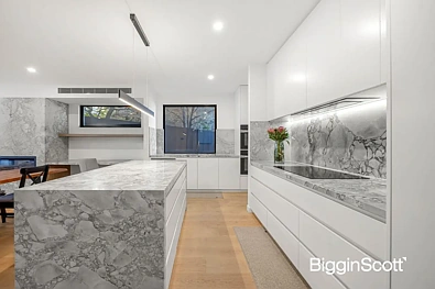 2/18 Stevenson Street, Kew, VIC 3101, 4 slaapkamers, 3 badkamers, Townhouse