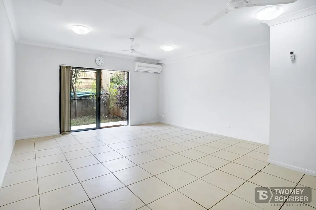 Spacious Townhouse in a well Maintained Complex
