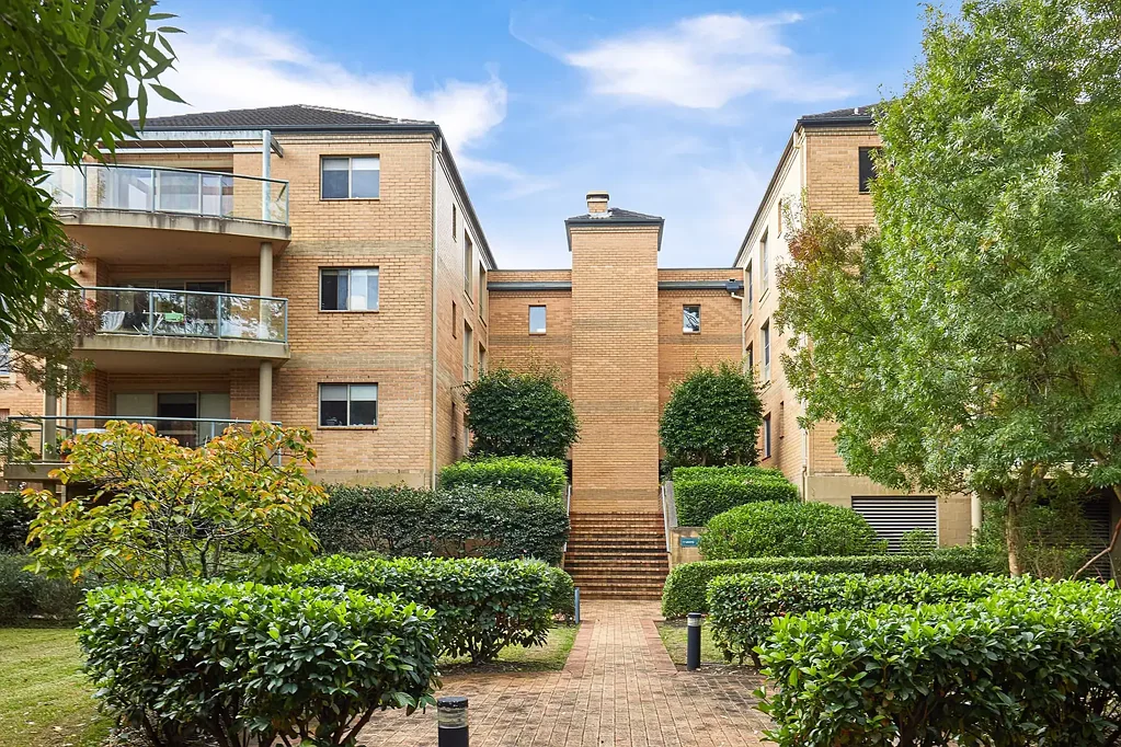Waitara 2બેડરૂમ North Facing Top Floor Apartment