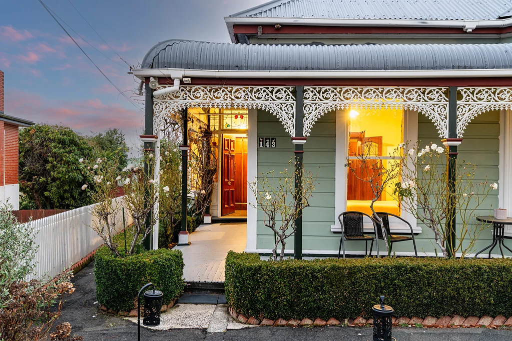 Kenmure 4Moenga Classic villa charm, modern comfort