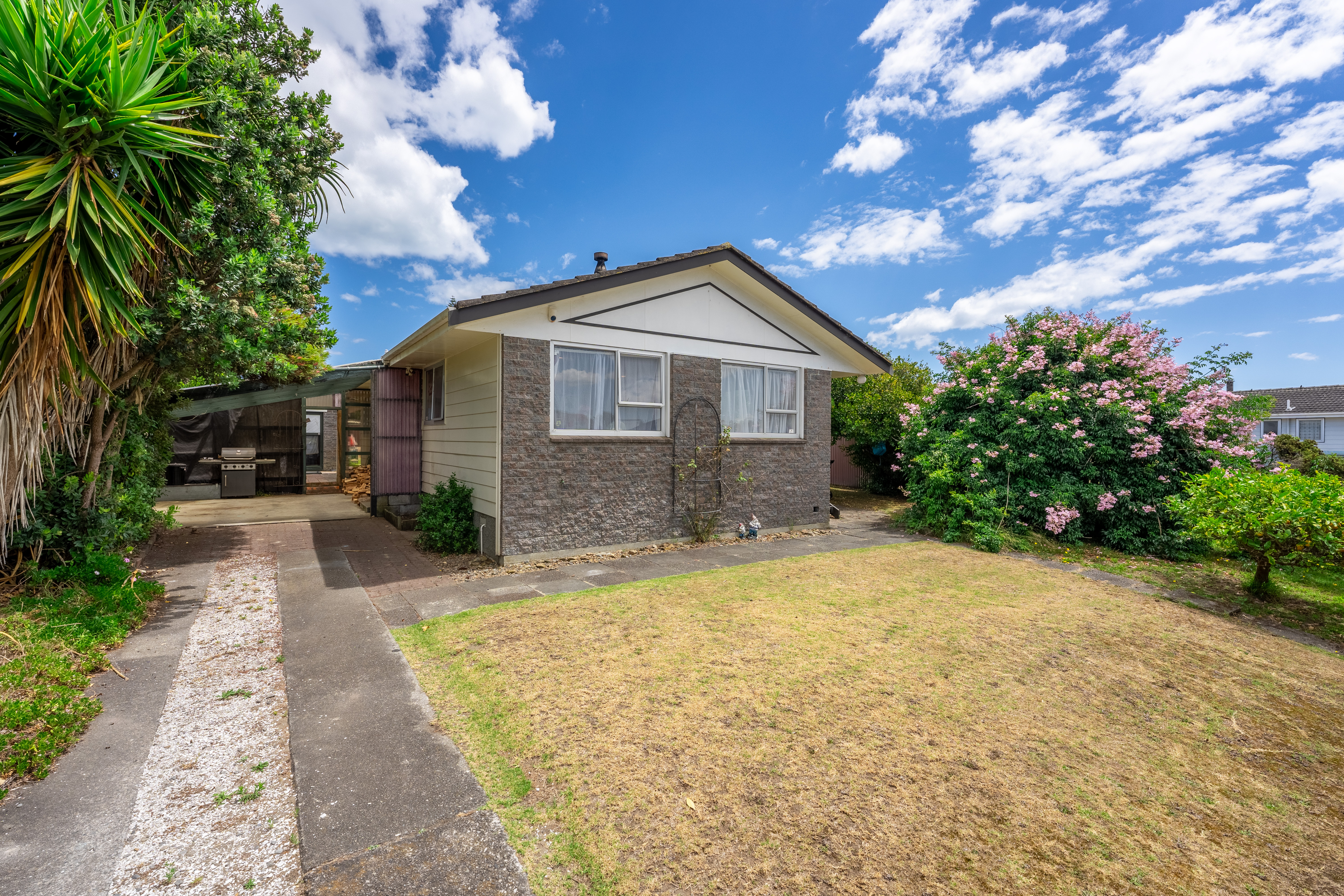 6 Colenso Place, Otaki Beach