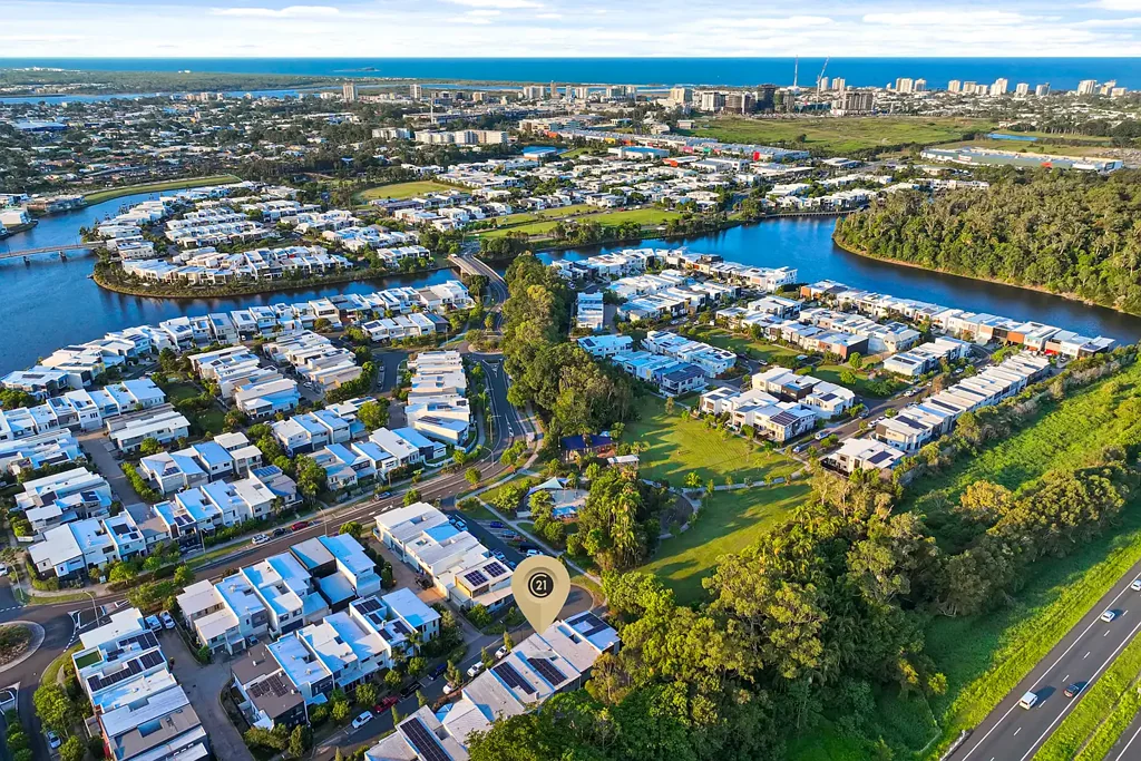 15 Tinnanbar Terrace, Maroochydore, QLD 4558