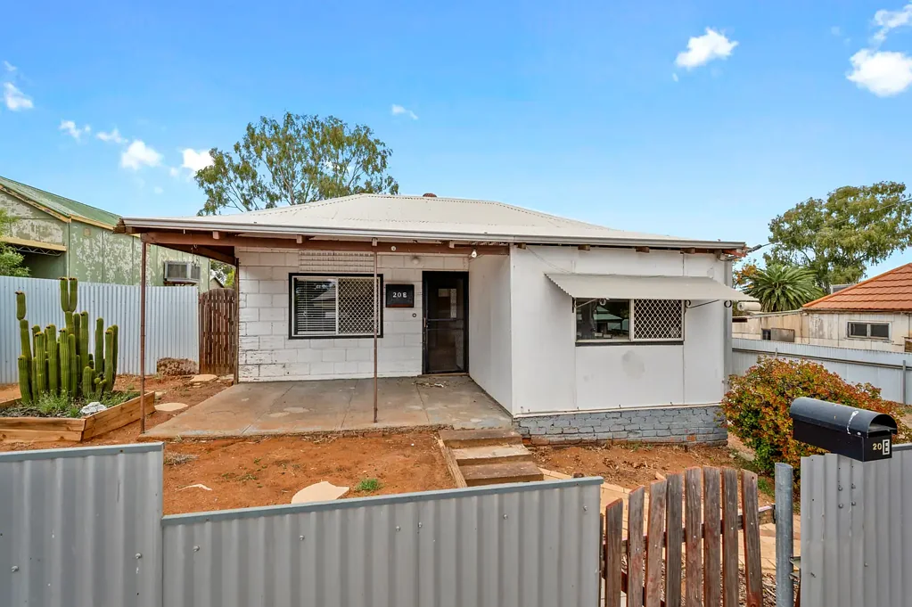 Kalgoorlie 4Kwarto Charming 4-Bedroom Home, Located in a Great Central Kalgoorlie Location!