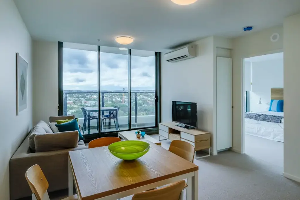 Level 14 Fully Furnished Apartment