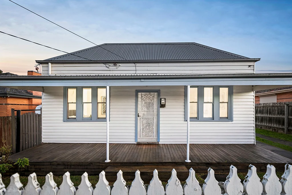 27 Queens Parade, Fawkner, VIC 3060