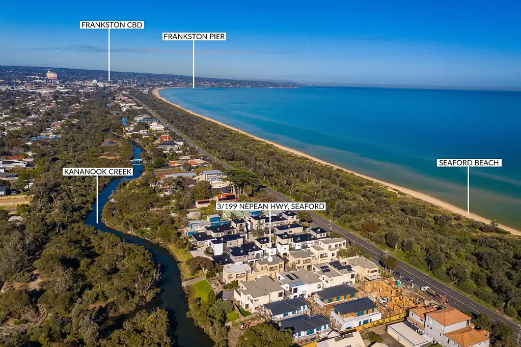 Seaford 3房 海滨瑰宝 对面 悠闲散步 舒适生活 专属社区 便捷交通 North-facing townhouse opposite Seaford Beach