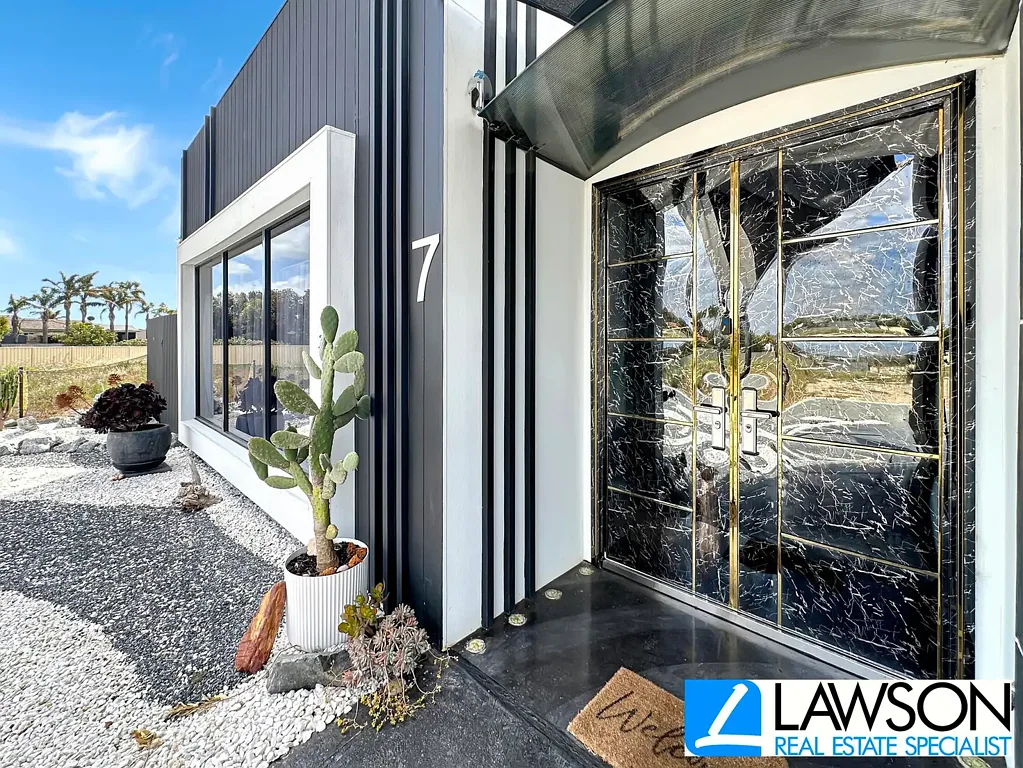 Port Lincoln 3房  Sleek, Stylish & Solar-Passive