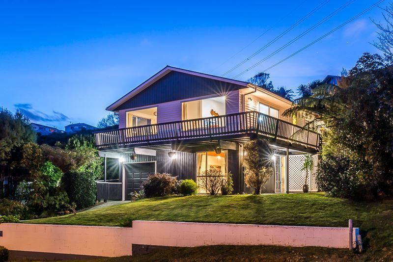 133 Tirohanga Road, Tirohanga, Lower Hutt, 4部屋, 0バスルーム