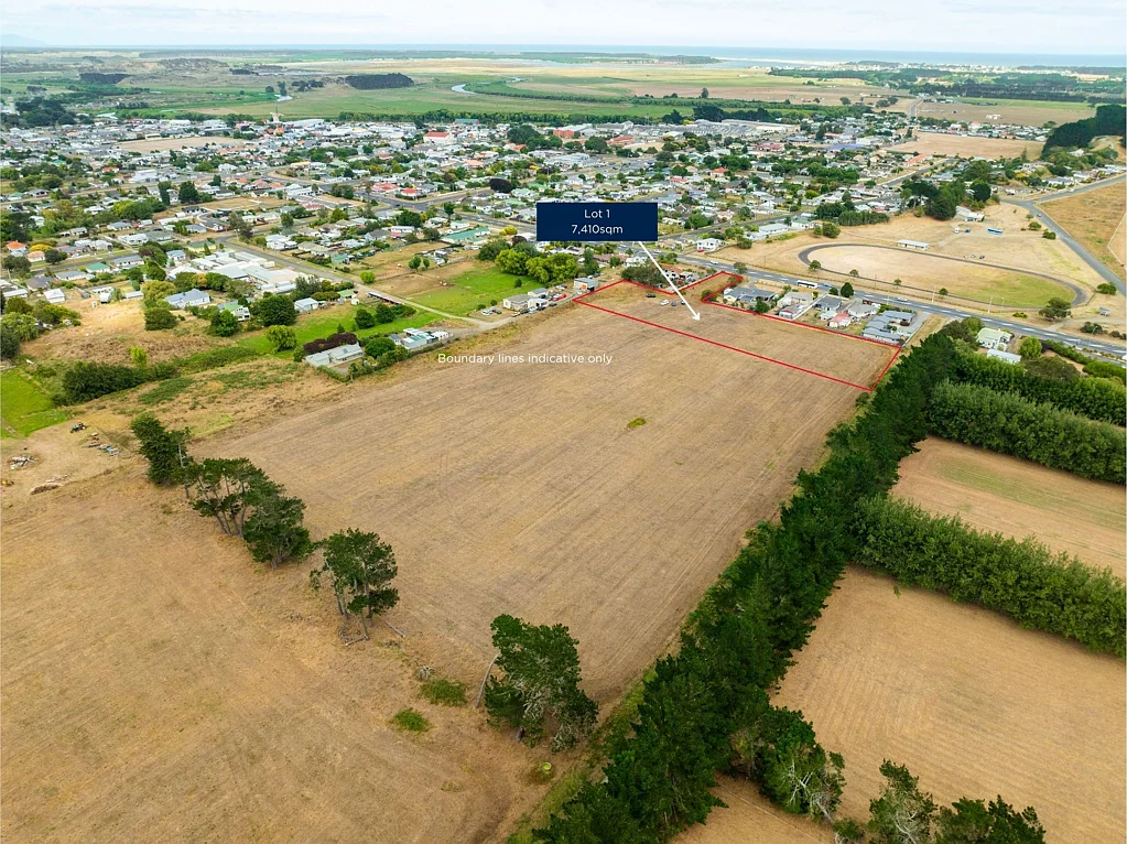Foxton 1-2-3-4 Lifestyle potential galore!