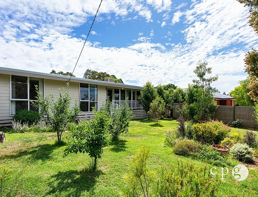 24 Maldon Road, Mckenzie Hill, Bendigo, 3 ห้องนอน, 1 ห้องน้ำ, House