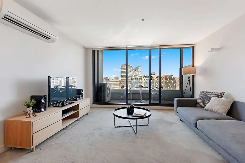 'Neo' - Fully Furnished. Stay from 1 month. Includes all utilities.