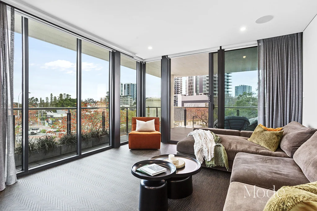 W301/70 Canning Beach Road, Applecross, WA 6153