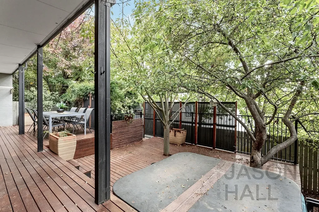 Gungahlin 3Habitaciones THE BRIEF: Spacious, Light-Filled Townhouse in Prime Gungahlin Location