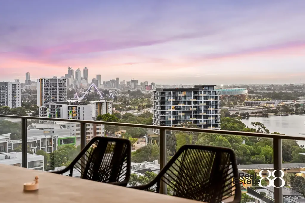 Rivervale 3Phòng ngủ VALUE LUXURY WITH STUNNING RIVER VIEWS